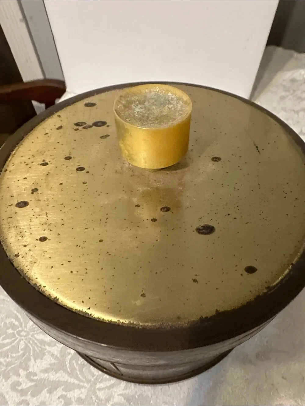 Brown Faux-Wood Ice Bucket with Handle and Yellow Knob